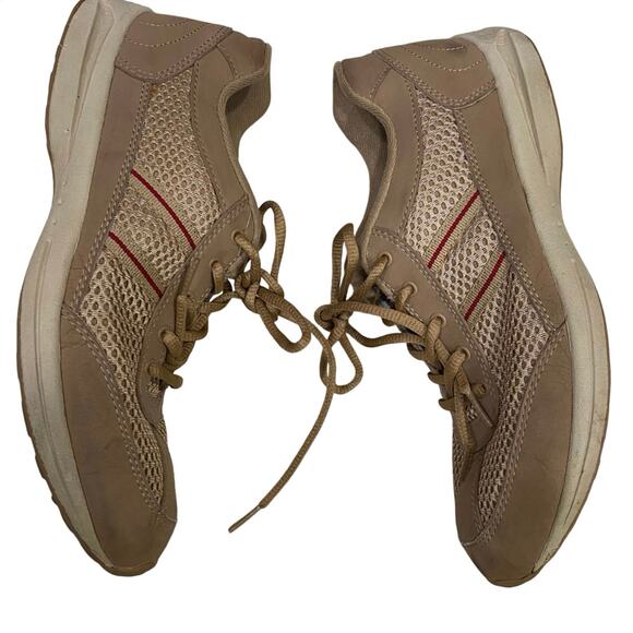 Easy Spirit Tan Sneakers Size 8.5 Narrow Lace Up Low Top Comfort Walking Shoes - Picture 4 of 9